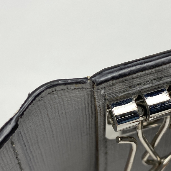 Gucci GG Pattern 6 Row Key Case Leather White - Picture 4 of 5